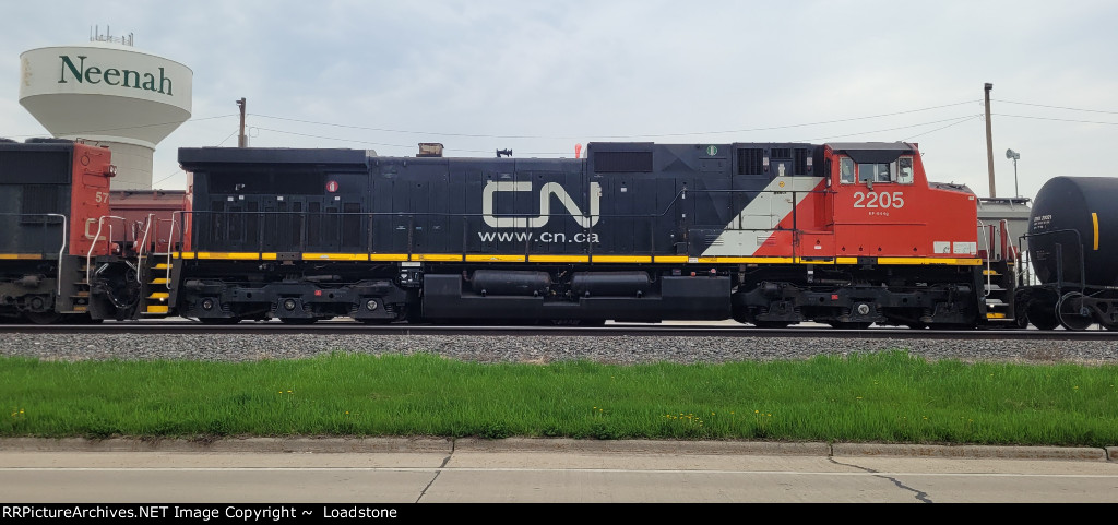CN 2205